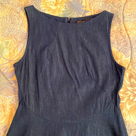 Dress - Picture 4 of 5